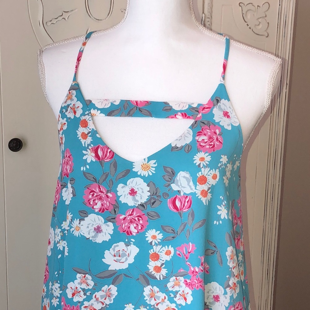 Blue and Pink Floral Dress w/Pockets - Picture 6 of 6